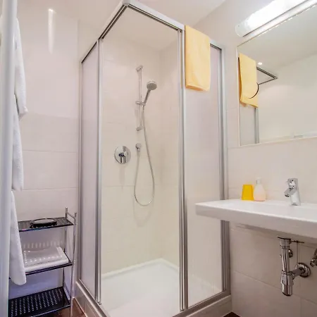 Alpin-5 By Interhome *